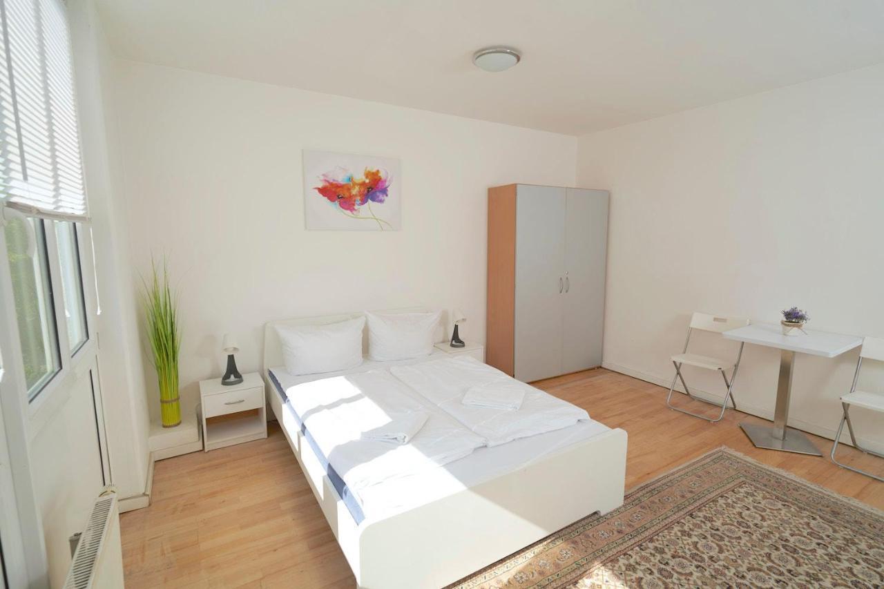 BNB Potsdamer Platz - Rooms&Apartments Berlijn Buitenkant foto